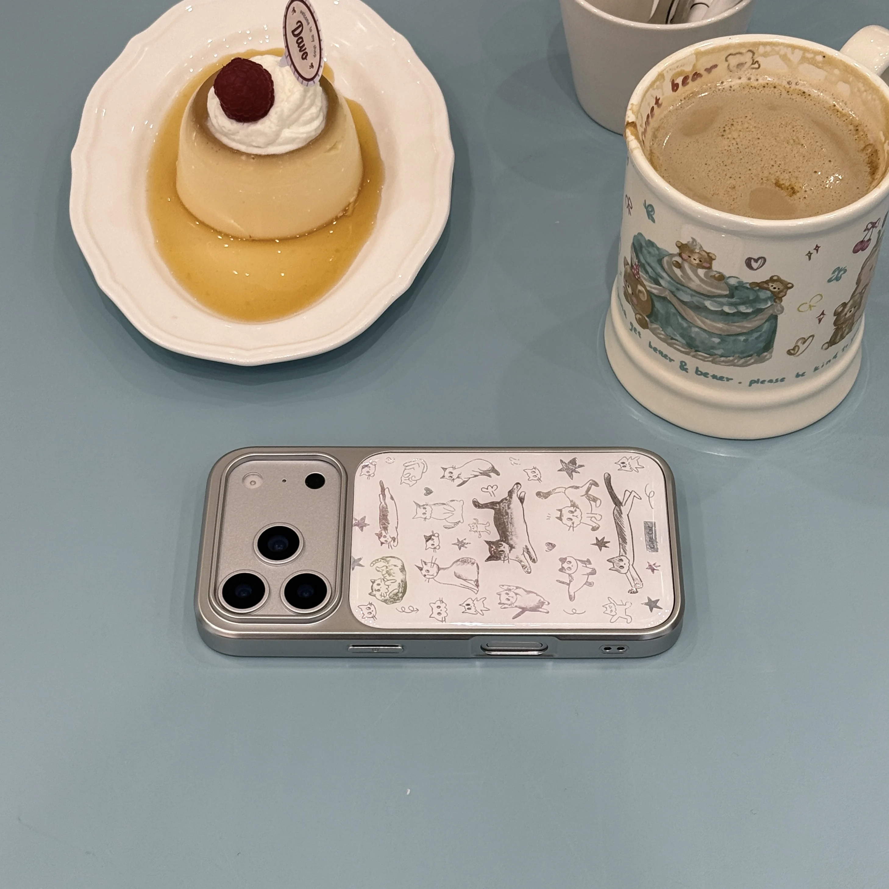 전기도금된 손그림 고양이와 푹신한 장식이 있는 귀엽고 사랑스러운 아이폰 17 16 15 14 11 12 13 프로 맥스 플러스 백 커버