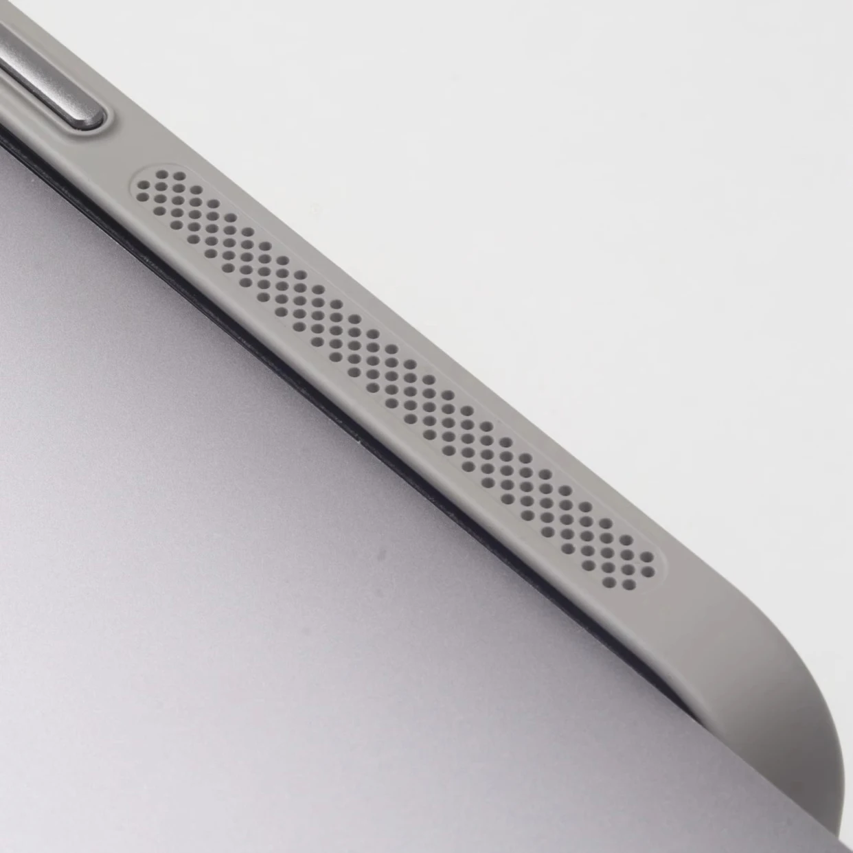 Ultracienkie, oddychające etui chłodzące z funkcją rozpraszania ciepła do iPhone'a 17 16 Pro Max 15 14 13 12 Air Magsafe z obsługą ładowania bezprzewodowego — zdjęcie produktu 4