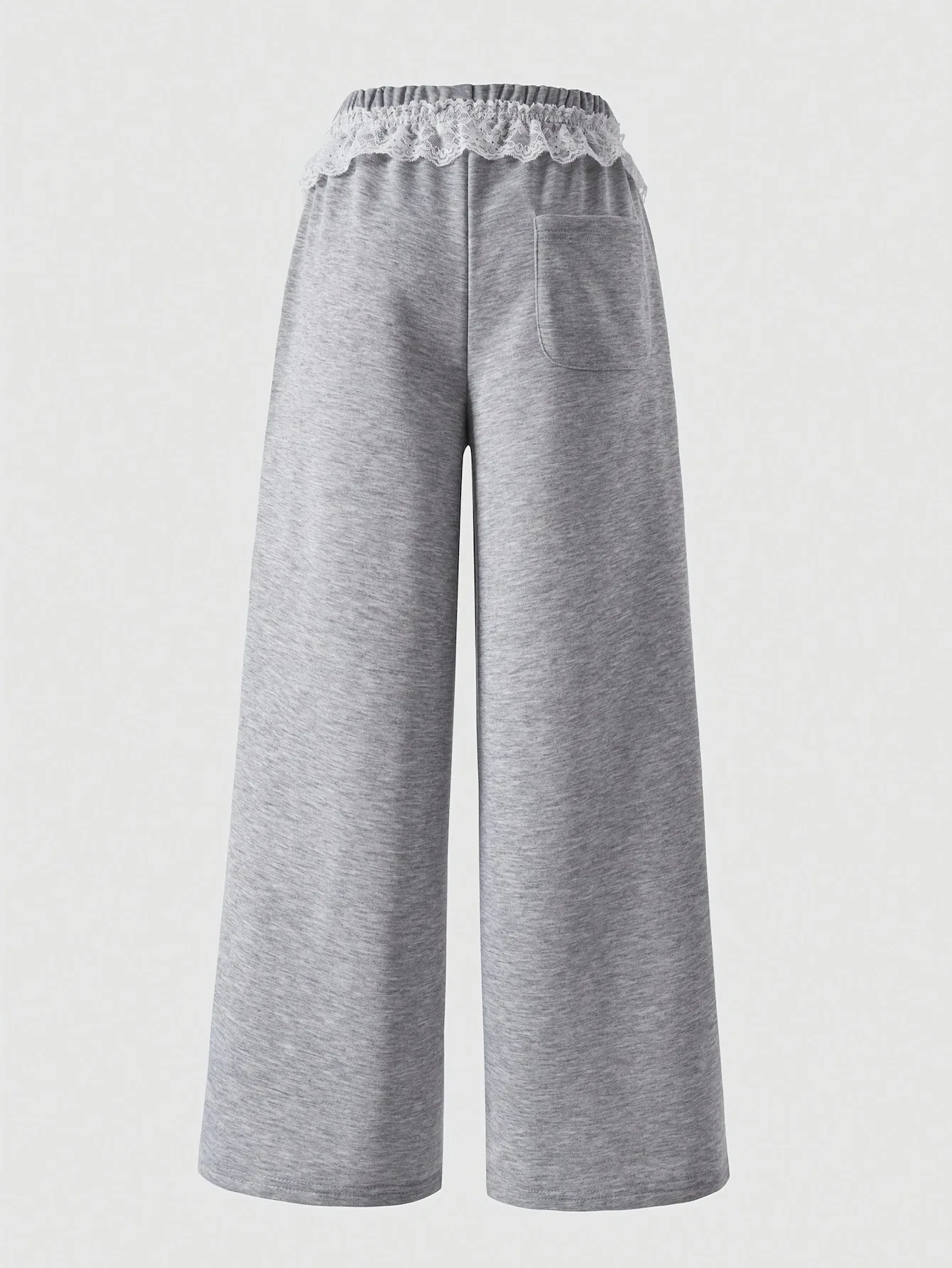 Weiches zweiteiliges Loungewear-Set für Kinder und Mädchen, geripptes Kurzarm-Oberteil mit quadratischem Ausschnitt und Spitze, Schleifendekoration und atmungsaktive Spitzen-Shorts mit elastischem Bund – Detail 4