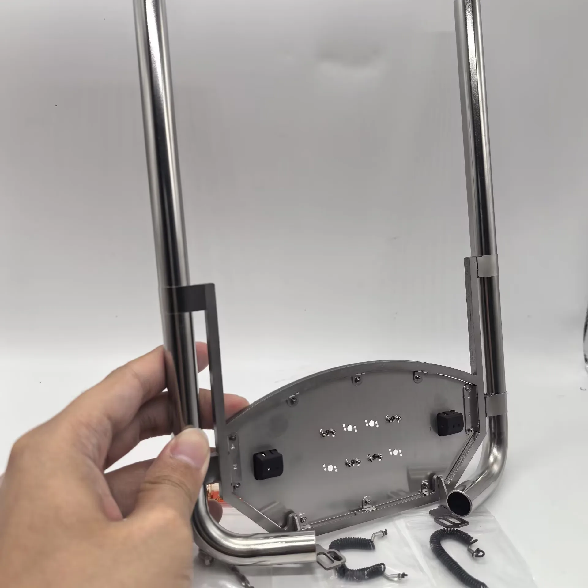 

Scaleclub 1:14th Scale Metal Simulation Exhaust Chimney For Tamiya Oka-Style Exhaust