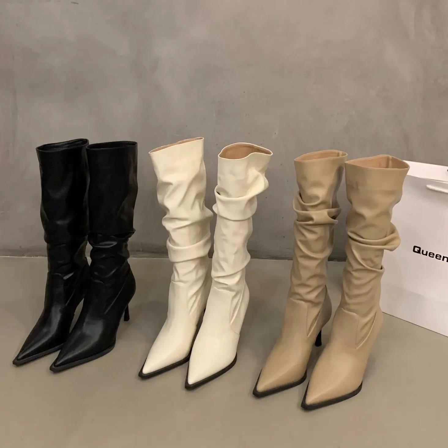 Plissierte Spitze Damen Langstiefel Street-Style High Heels Party-Stripper Damen Leder High Booties