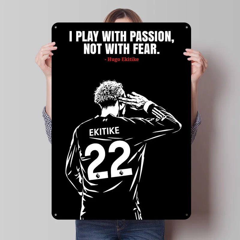Hugo Ekitike 'Play With Passion' Metallposter, individuelle Wandkunst, Retro-Vintage-Blechschilder für Fans, Dekoration, Schlafzimmer, Haus