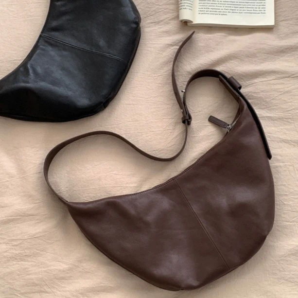 

Leather Dumpling Women 2025 Crescent Leather Vintage Shoulder Armpit Bag Crossbody Designer Luxury Bag