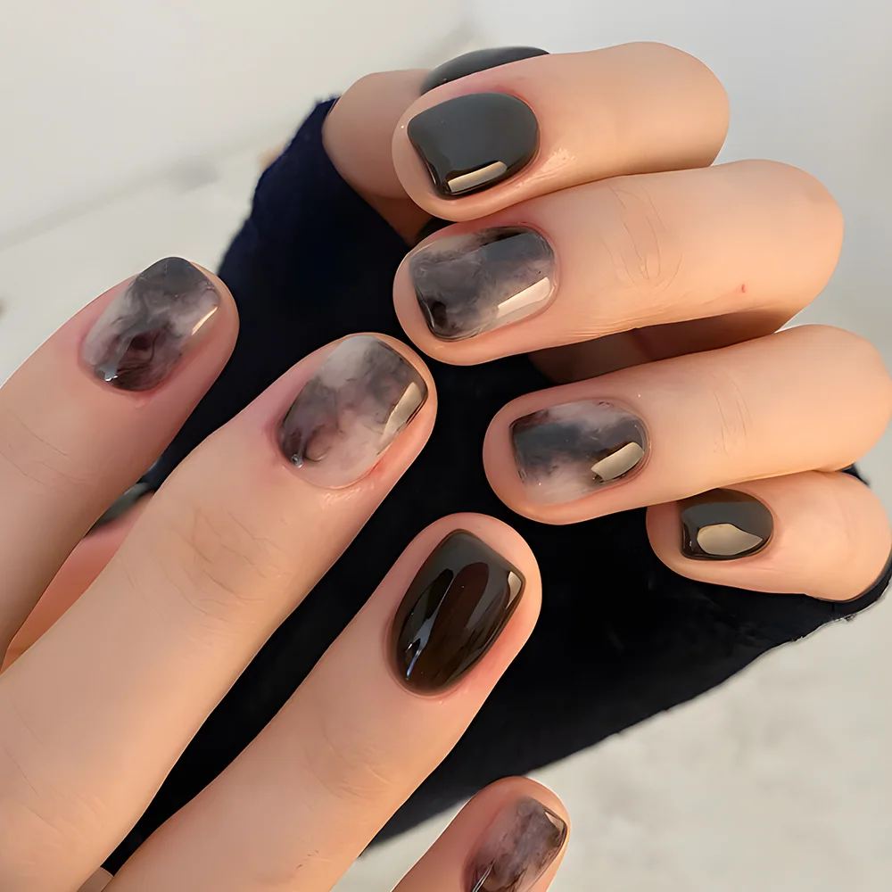

24pcs Pure Black Press-On Nails with Smoky Cloud Gradient, Short Coffin Shape, Assorted Sizes Fake Nail For Women Girl