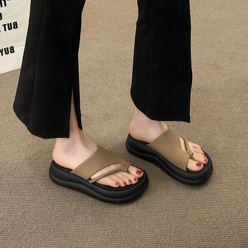 Shoes Women Rubber Flip Flops Slippers Summer Pantofle Slides Shale Female Beach Platform Soft Hawaiian 2024 Sabot Casual