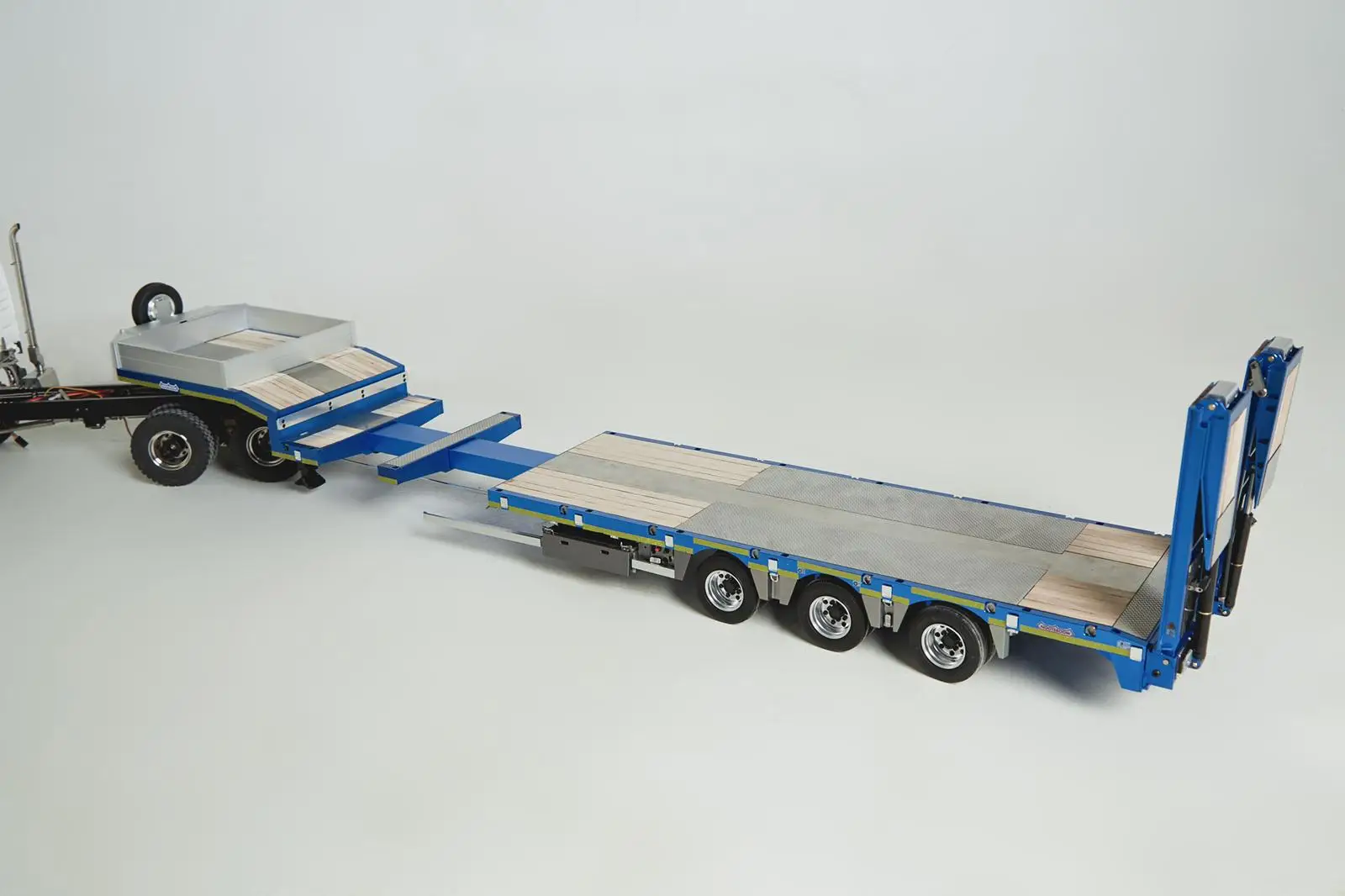 Nooxion Fury Bear Nooteboom Trailer 3-osiowy 1:14 Niska ładowarka do Tamiya Lesu do Scania Man Actros Volvo Części samochodowe Rc Truck