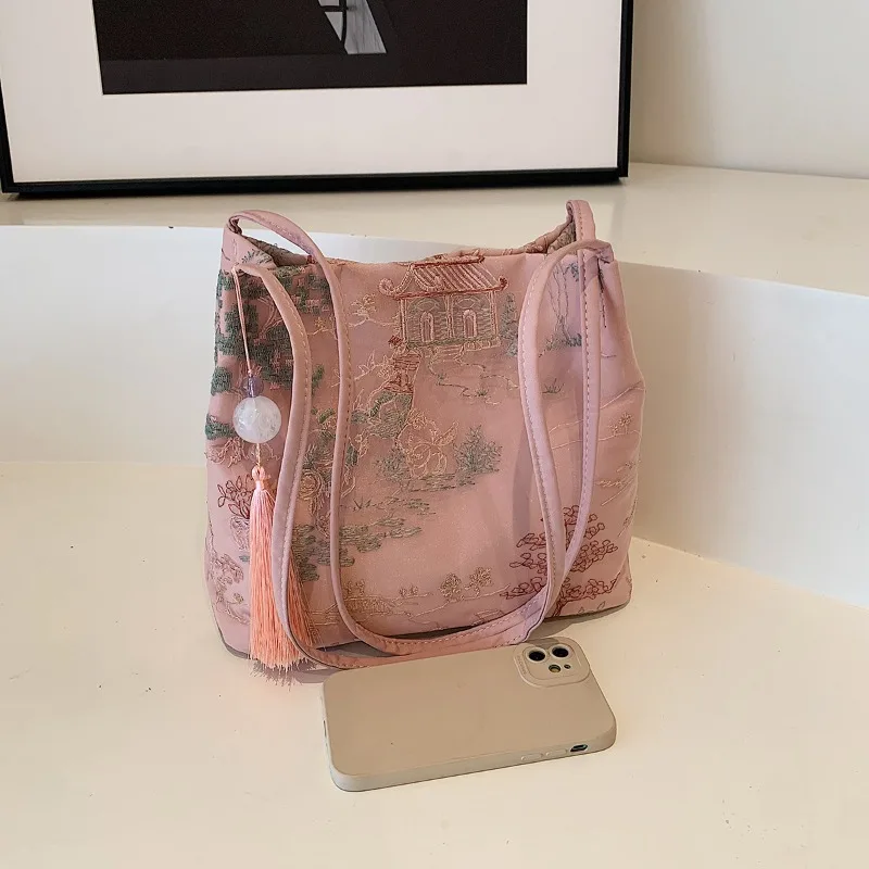 Hot Selling Chinese Style Embroidered Fashionable Women's Shoulder Bag 2025 Summer New Trend Large Capacity Handbag
