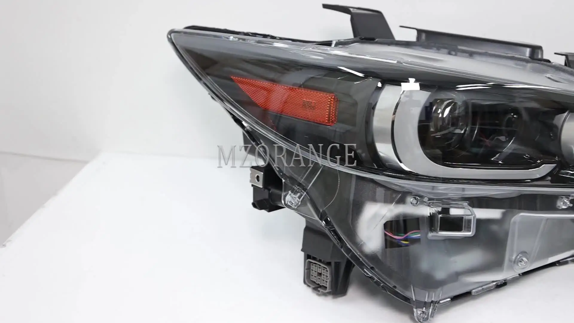 車のフロントランプ LED ヘッドライトアセンブリマツダ CX-5 2022 2023