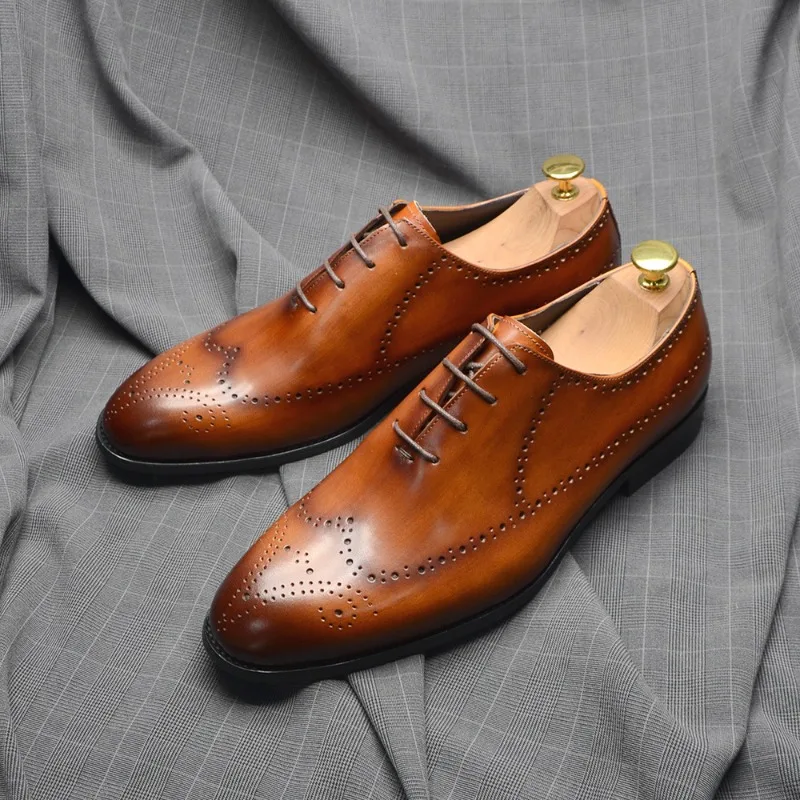 

Elegant Mens Wedding Shoes Luxury Genuine Leather 2025 Spring British Trend Handmade Quality Business Social Brogues Shoes Man