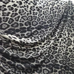 Bueno, elástico grande de 4 caras, tela de punto de seda de leche, estampado de leopardo de puntos blanco/negro, costura, DIY. Cheongsam de mujer, vestido de baile latino