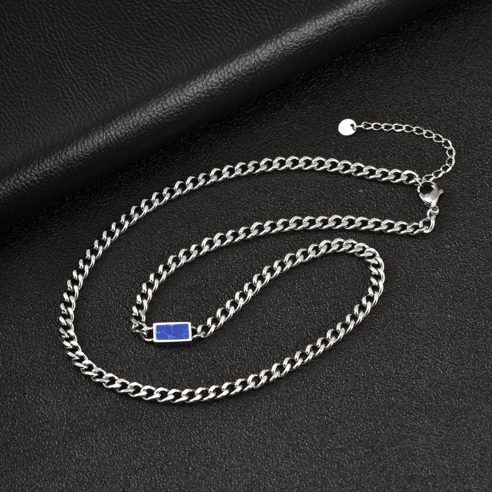 Herren-Halskette mit blauen Natursteinen, 5mm Trendige Edelstahl-Panzerkette, Hip-Hop Punk Schmuck Geschenk – Detail 3