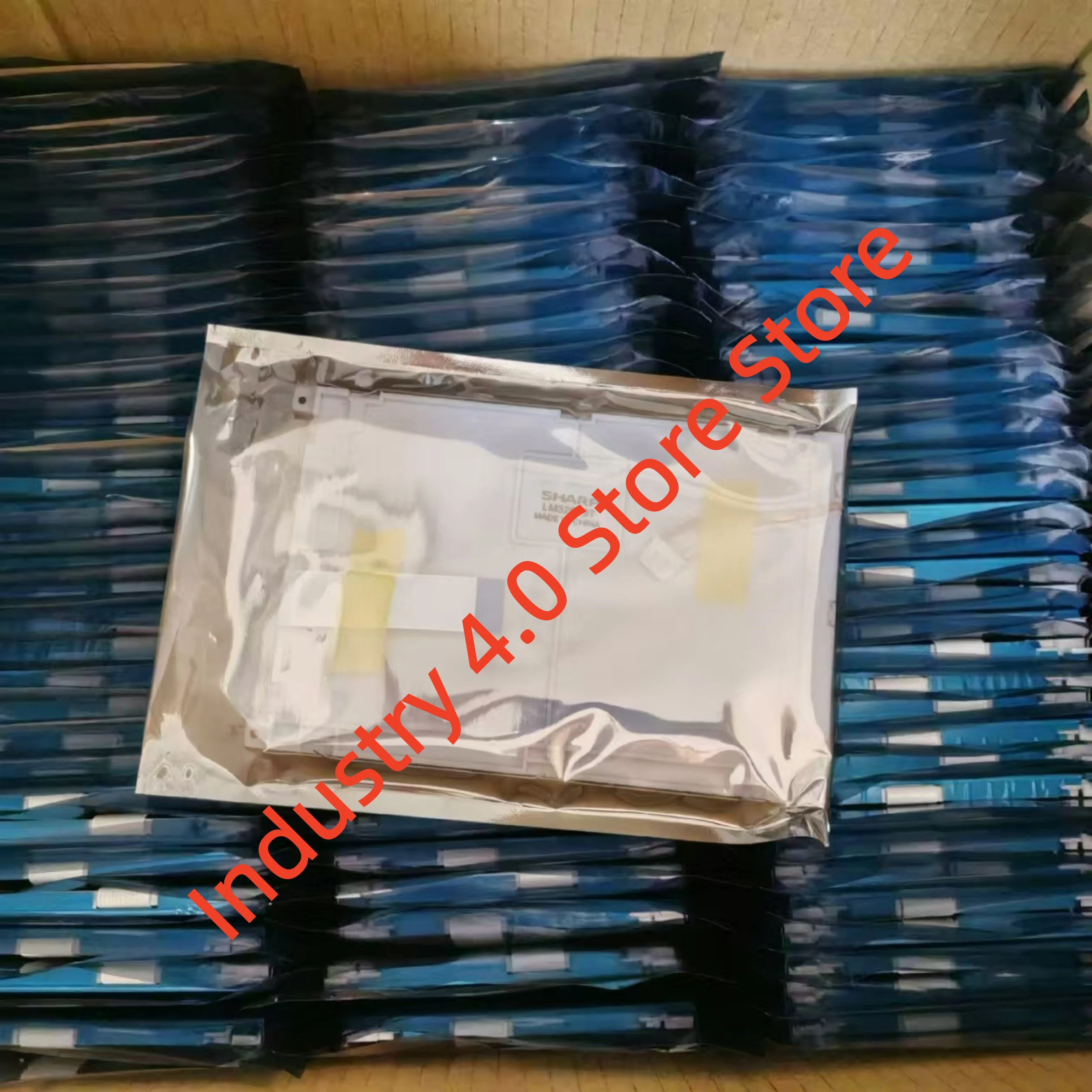 Écran LCD LM32019T neuf dans la boîte