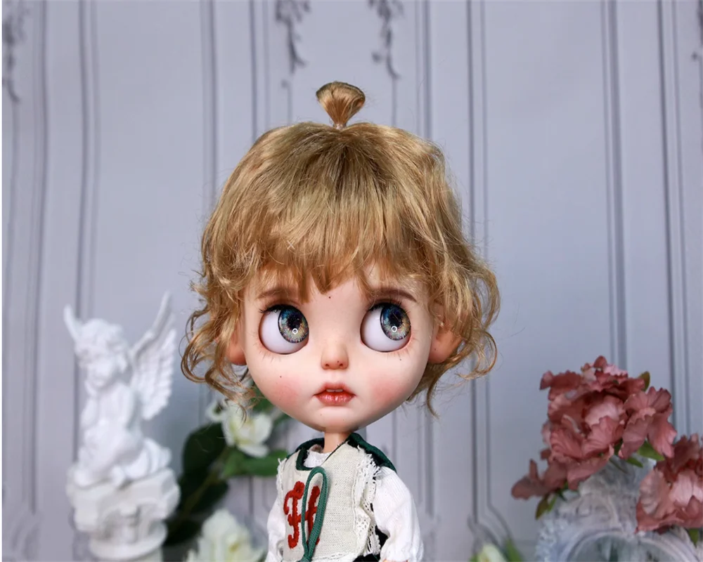 Blythes doll imitation hair fits in a 1/6 9-10size stylish style roll with a small tug-tug imitation mohair wig with carrot gold