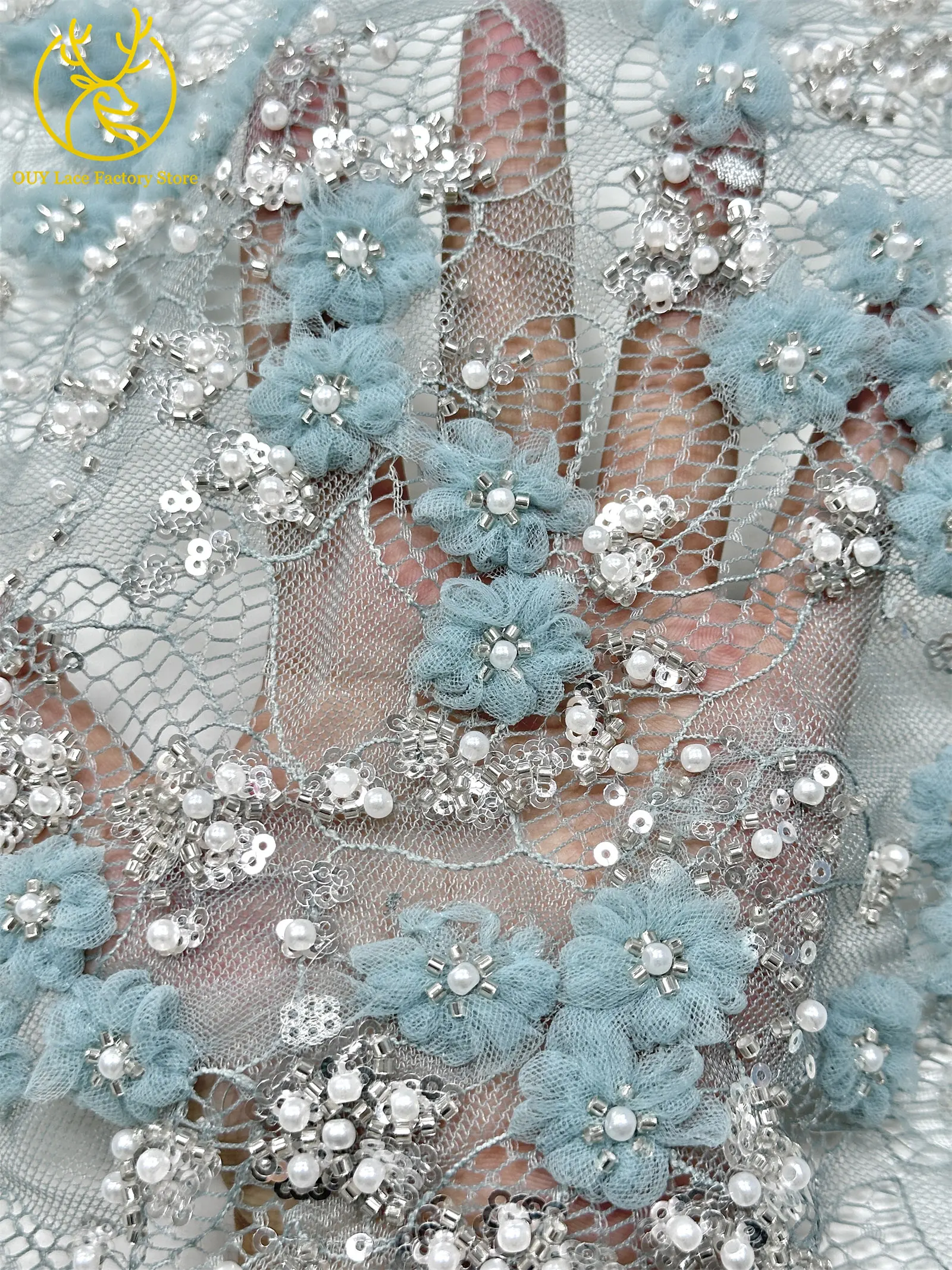 Französische Stickerei, kleiner Pflaumenblüten-Perlen-Spitzenstoff, exquisiter nigerianischer Perlen-Pailletten-Spitzenstoff für Hochzeitskleider zum Nähen – Detail 9