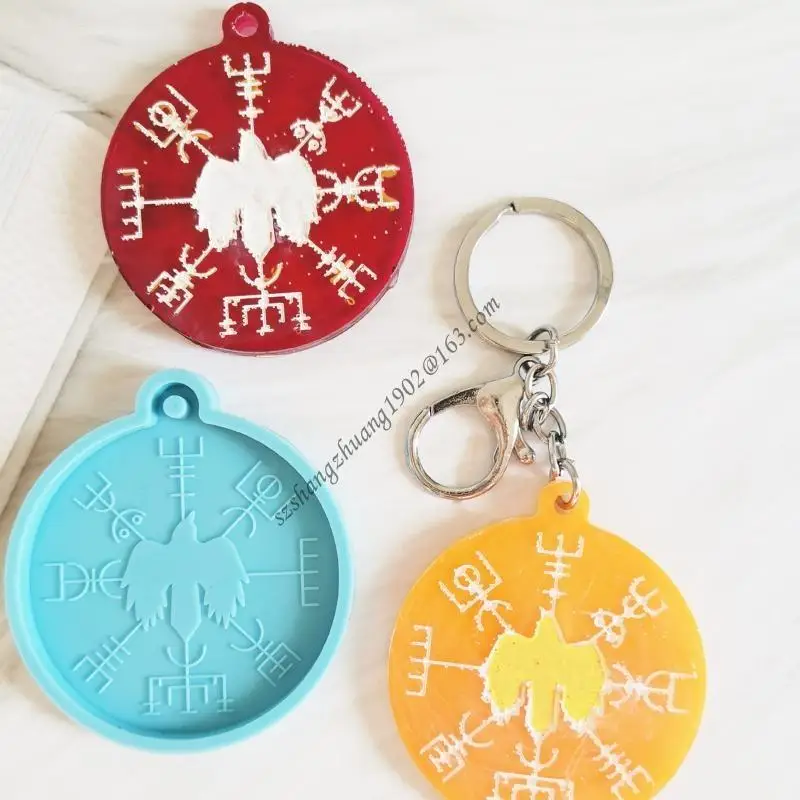 

Q6rb символ символа символа птицы ручной работы с эпоксидной плесенью из -за эпоксидной формы ультрафиолета