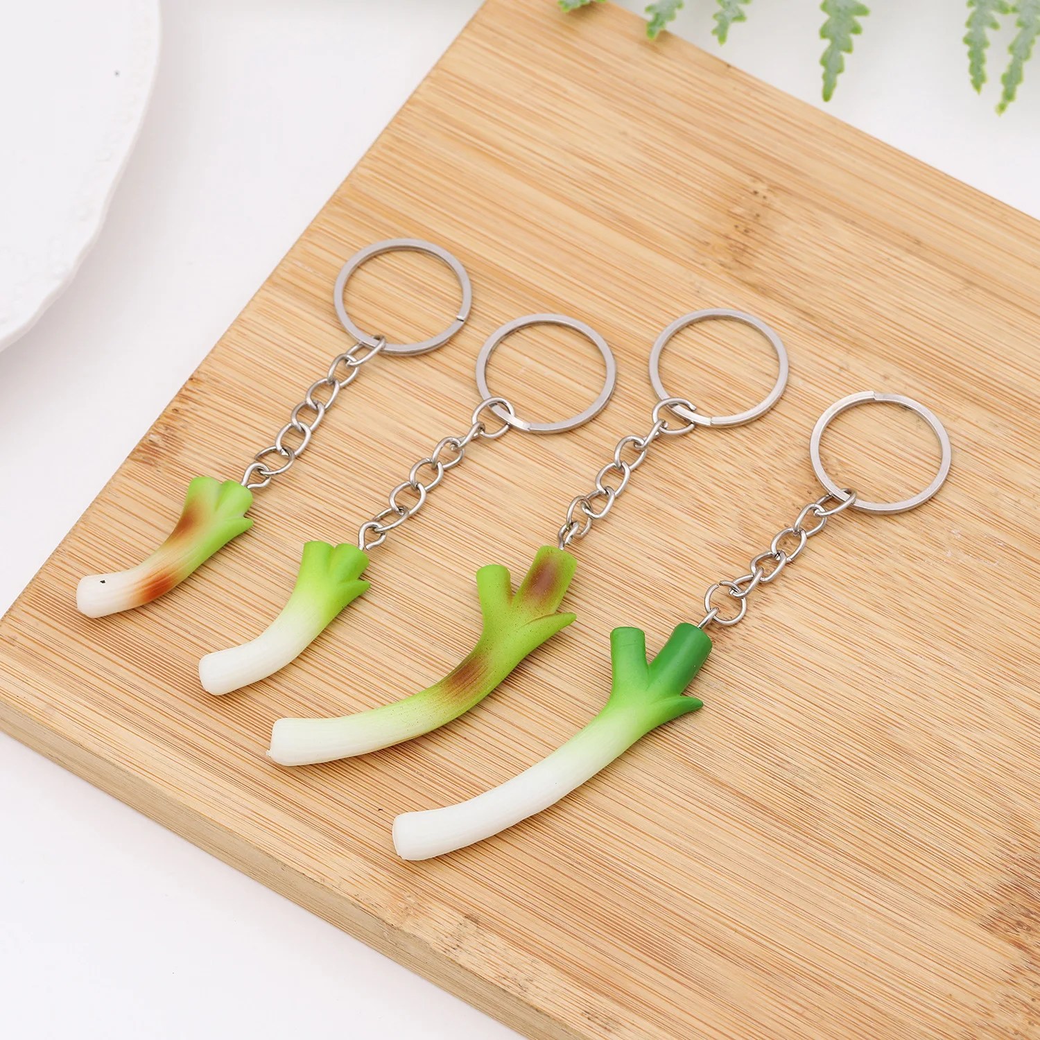 New Simulation Fun Mini Green Onion Keychain Backpack Accessory Phone Anti-loss Chain for Party Children Gift Keyring Jewelry