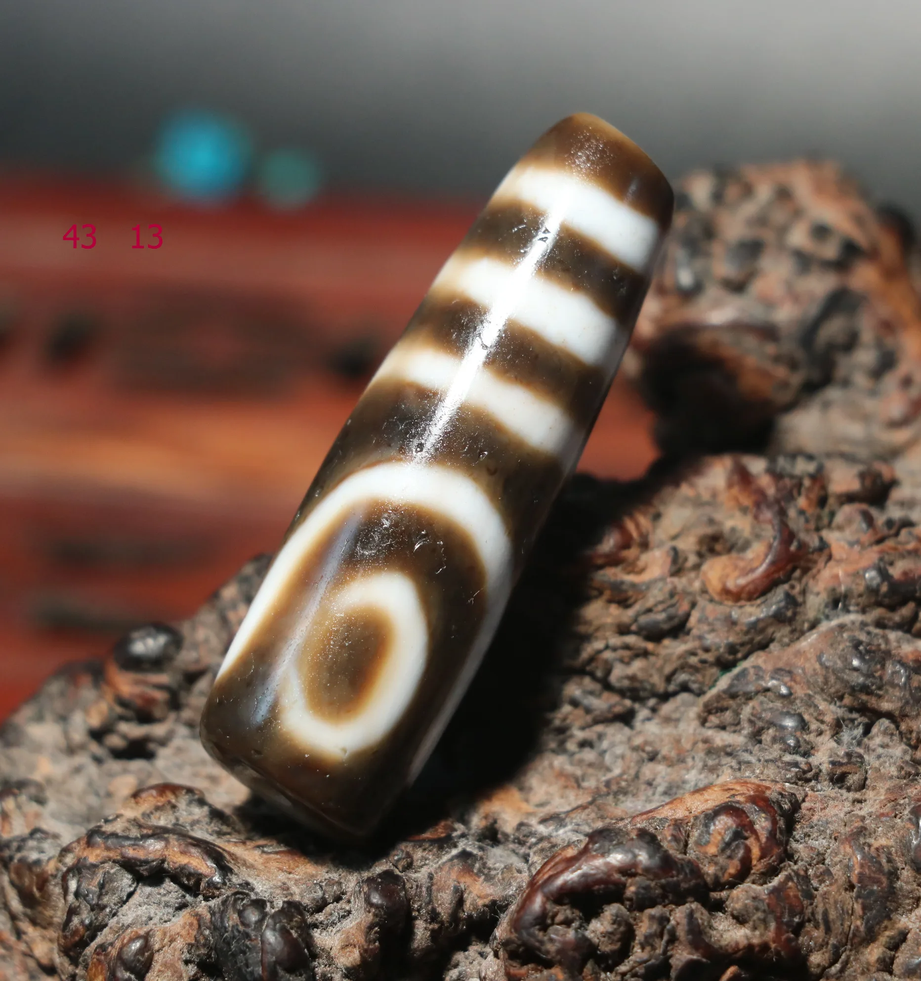 

Unique SH Energy Ancient Tibetan Old Agate Ruyi 2 Eyed Love Totem dZi Bead LzKs LKbrother Sauces Top Quality