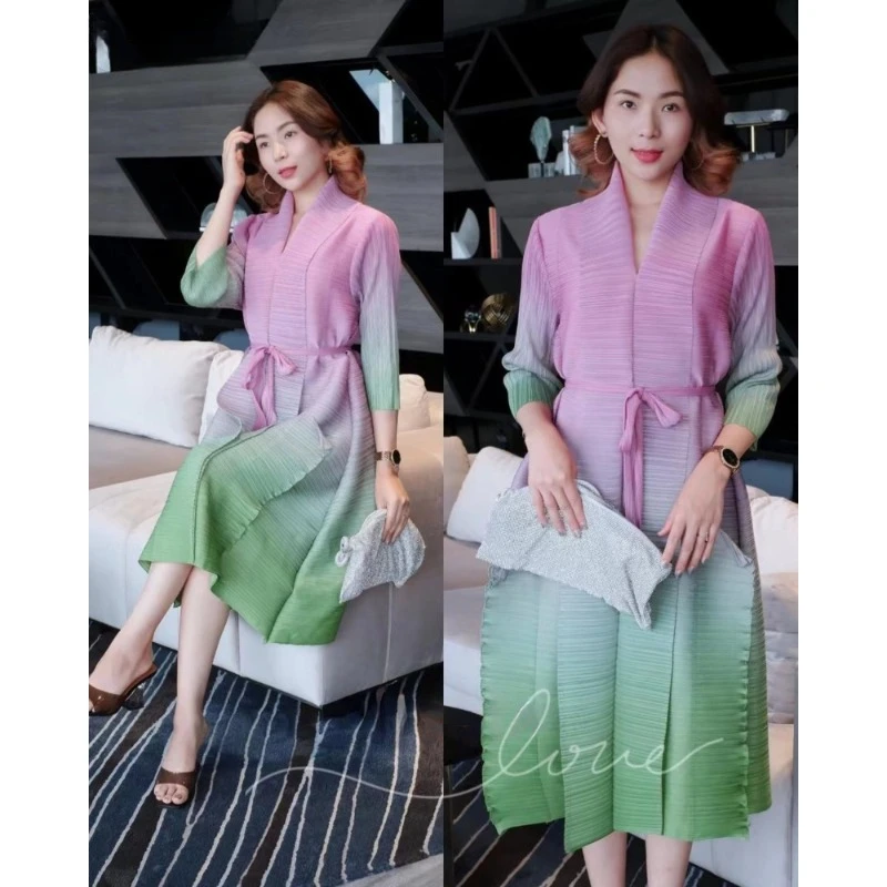 GGHK Miyake Pleated New Women\'s Dresses 2023 Fashion Fashion Gradient Color Belt Loose Large Size Casual Party Dresses
