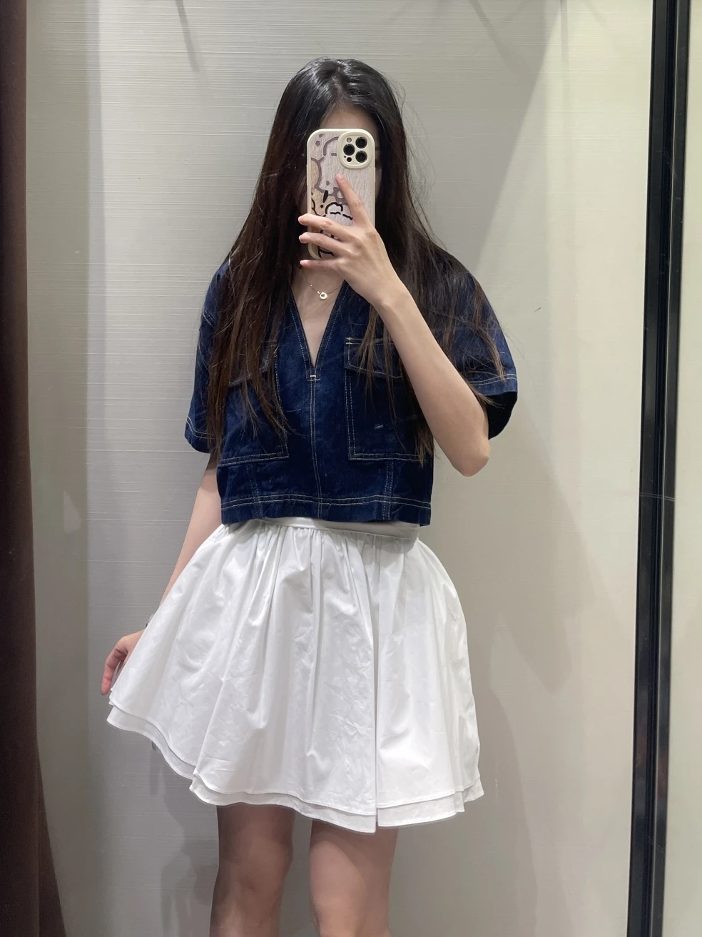 

WMXZ Новая весенняя женская модная джинсовая рубашка с V-образным вырезом и декором, прямого кроя, из полиэфирного волокна, с коротким рукавом