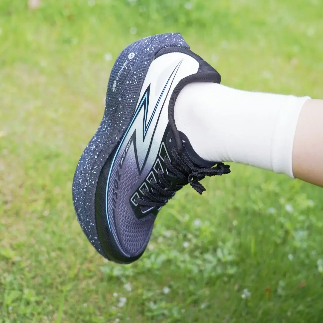 2025 Wear-resistant and comfortable professional training shoes running shoes Breathable running shoes Comfortable casual shoes