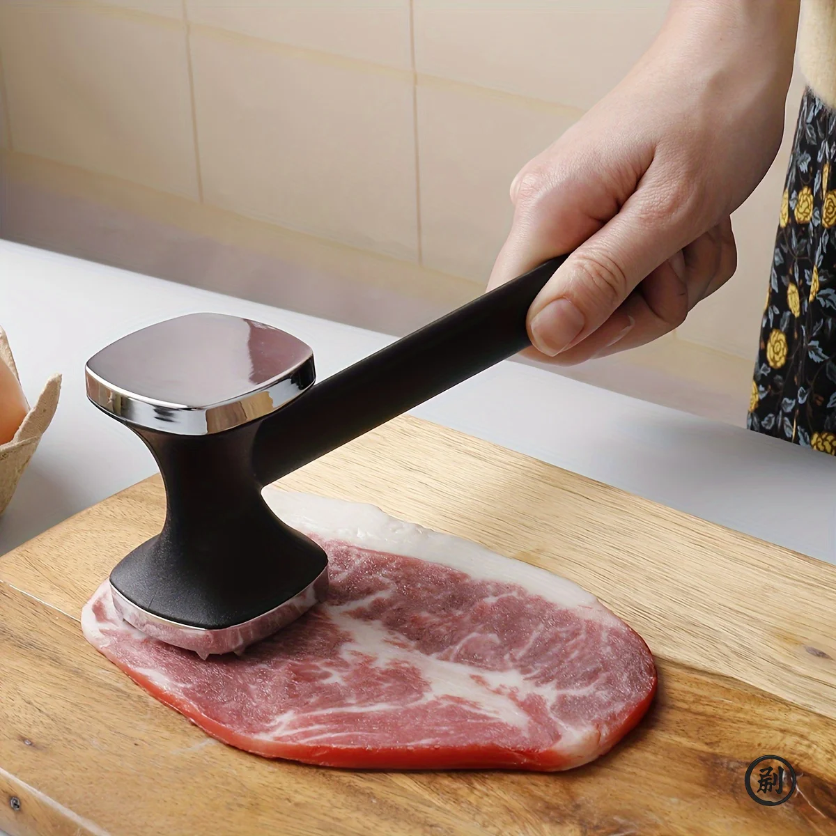 Heavy Duty Kitchen Meat Tenderizer Hammer with Rubber Grip, Stainless Steel Head for Effortless Pounding and Tenderizing