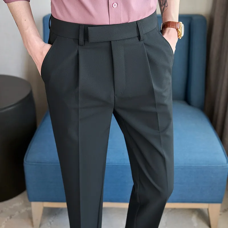 Men's Minimalist Suit Trousers: Slim-fit Casual Dress Pants with Zipper Detail, Versatile for Any Occasion.