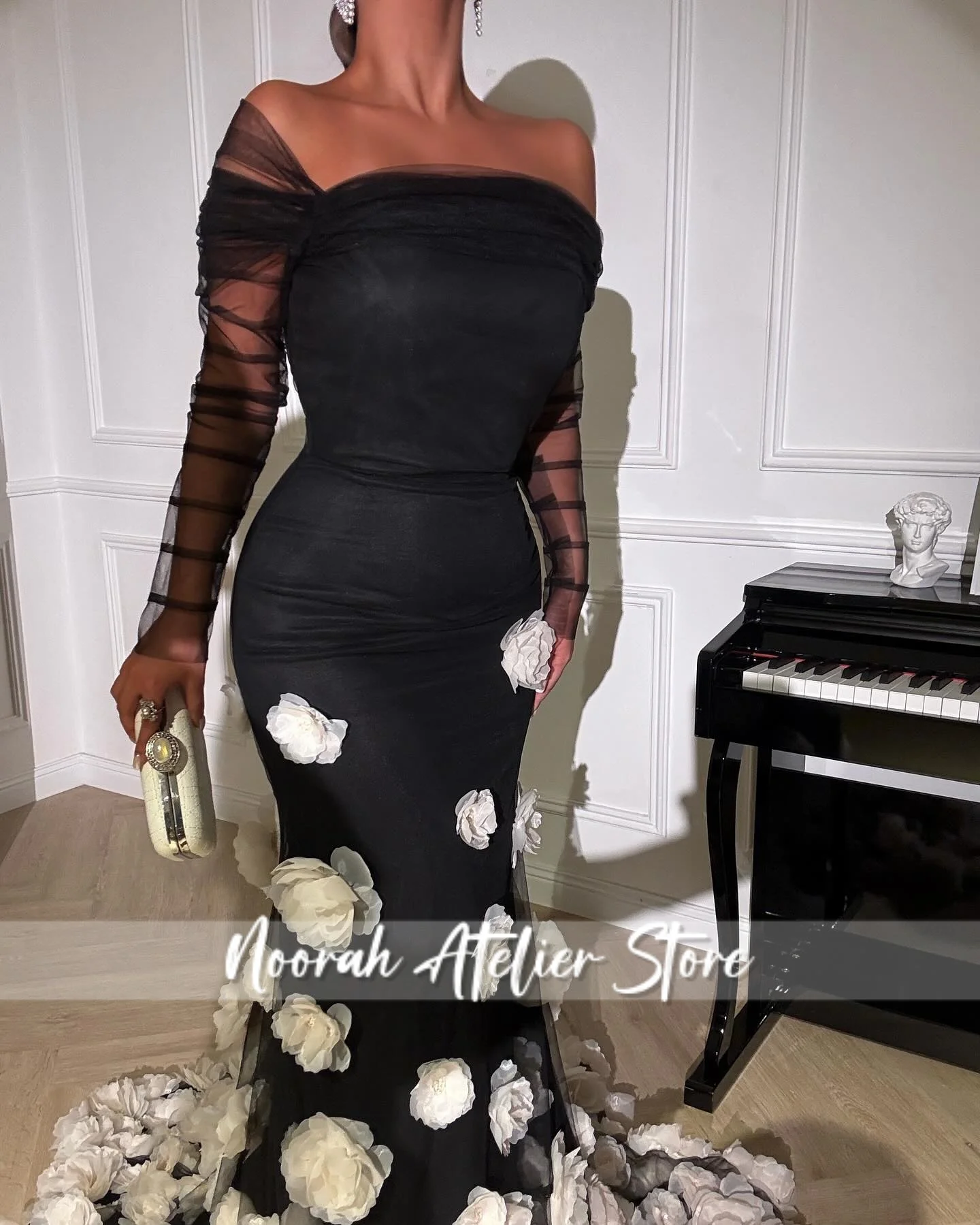 Elegant Black Mermaid สีขาว 3D ดอกไม้หรูหราแขนชุดราตรีสตรี 2025 ชุดแต่งงานซาอุดีอาระเบียยาวที่กําหนดเอง