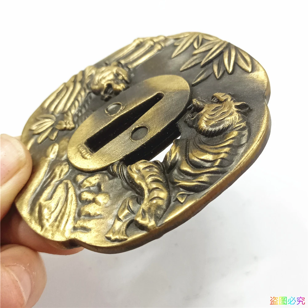 Imagem -05 - Guarda de Mão Esculpida para Espada Tsuba Japonês Latão Cobre Tigre Samurai Katana Encaixe do Punho w