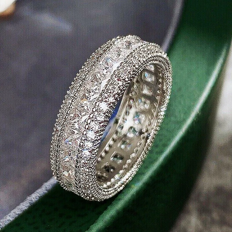 Huitan Silber Farbe weibliche Ringe Mikro gepflasterte Prinzessin Zirkonia moderne Mode Frauen Schmuck für Hochzeit trend ige Accessoires
