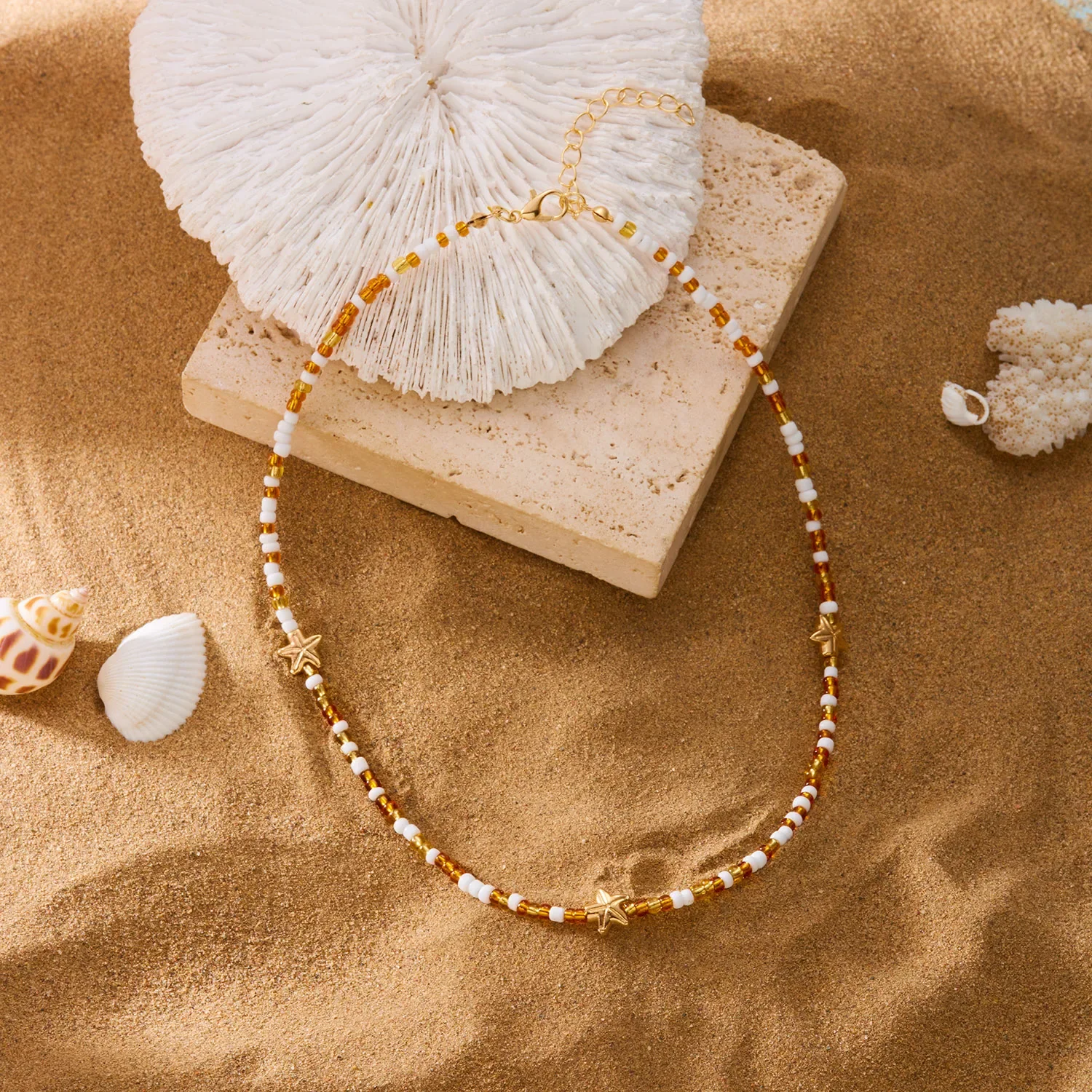 جميل الفراولة قلادة الأرز حبة عقد قصير للنساء الحد الأدنى نجم البحر الكرز المختنق سلسلة الشاطئ مجوهرات الحفلات هدية