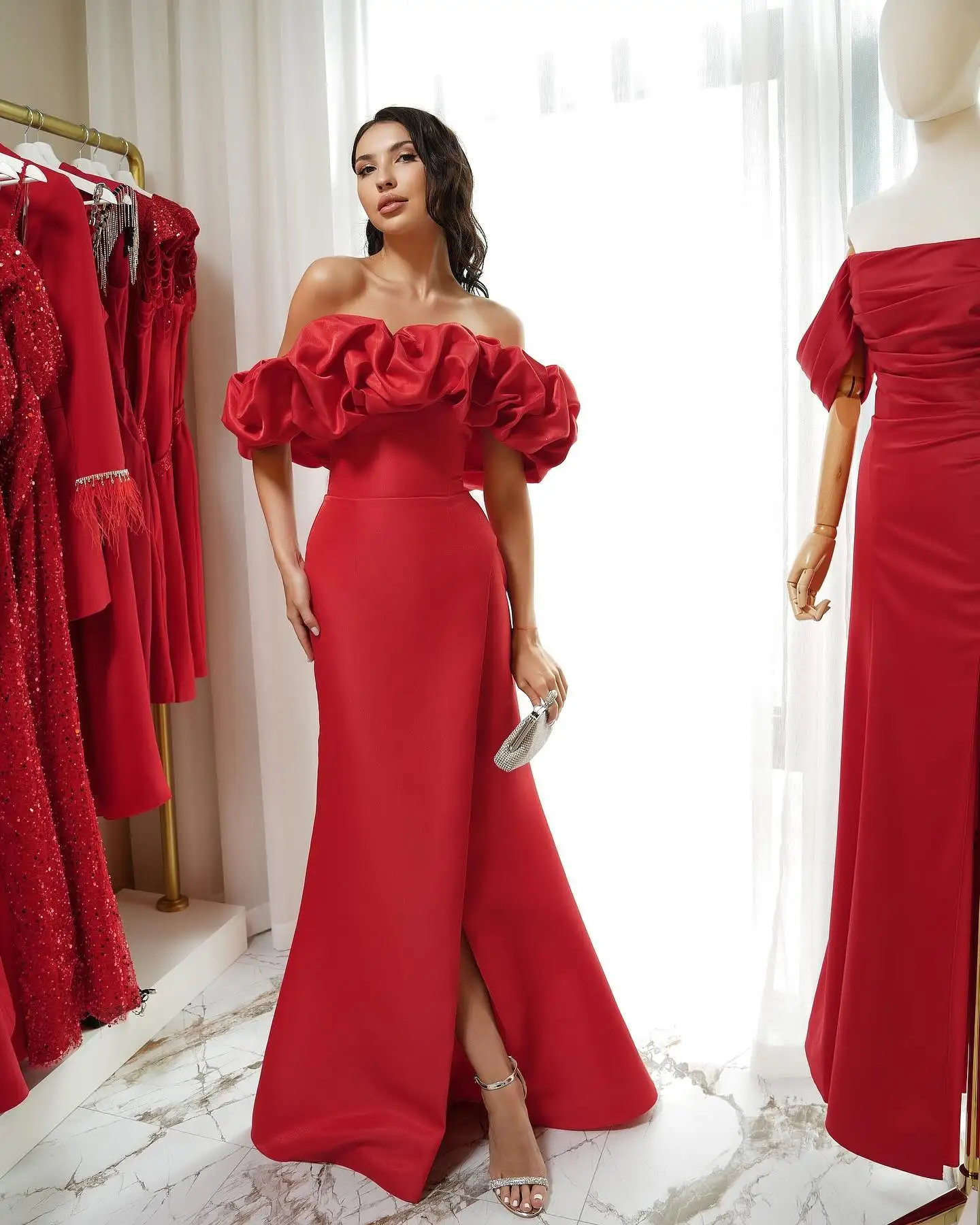 GIOIO Off Shoulder Luxury Formal Evening Dresses Pleat Red Sleeveless فساتين سهرة  Floor Length Elegant Prom Gowns Party Women