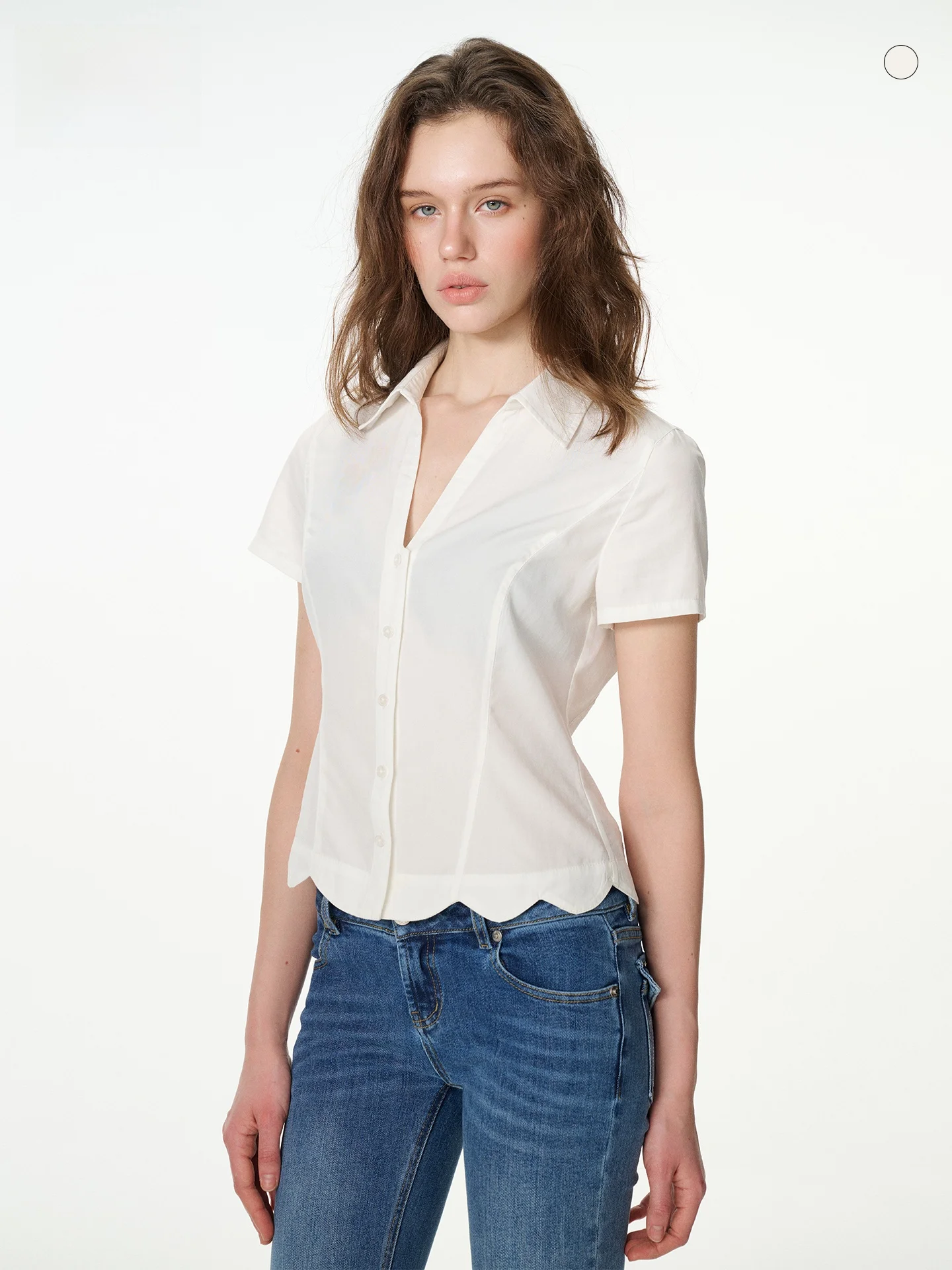 

LEIYU LABS Белая короткая женская рубашка Лето 2026, приталенная, с высокой талией, в стиле лотос, дышащая, комфортная, из жесткого волокна, спри...