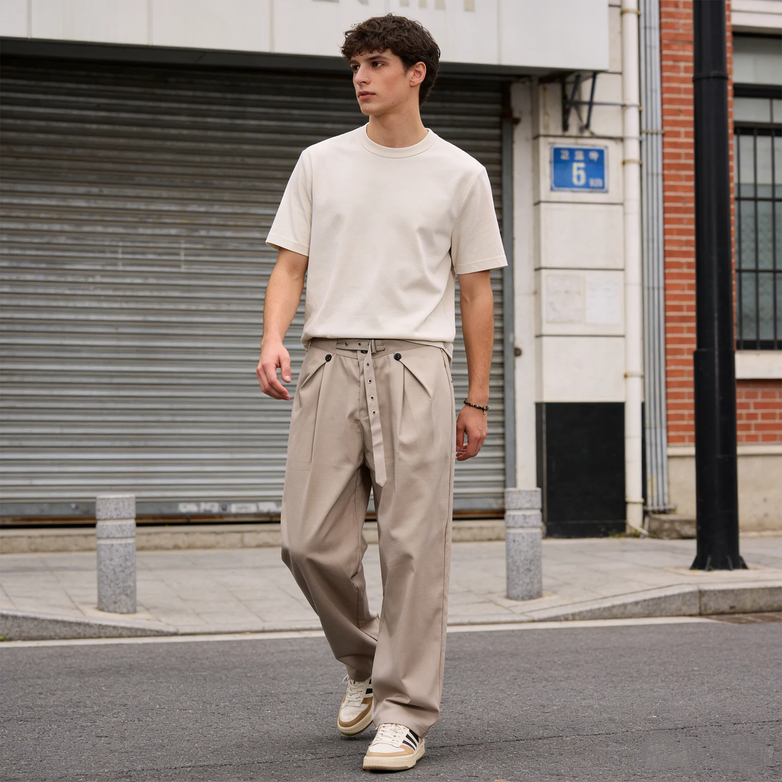 

Мужские брюки-карго цвета хаки с плиссировкой, широкими штанинами и регулируемым поясом на пряжке, повседневные, для отдыха и путешествий, в стиле ретро