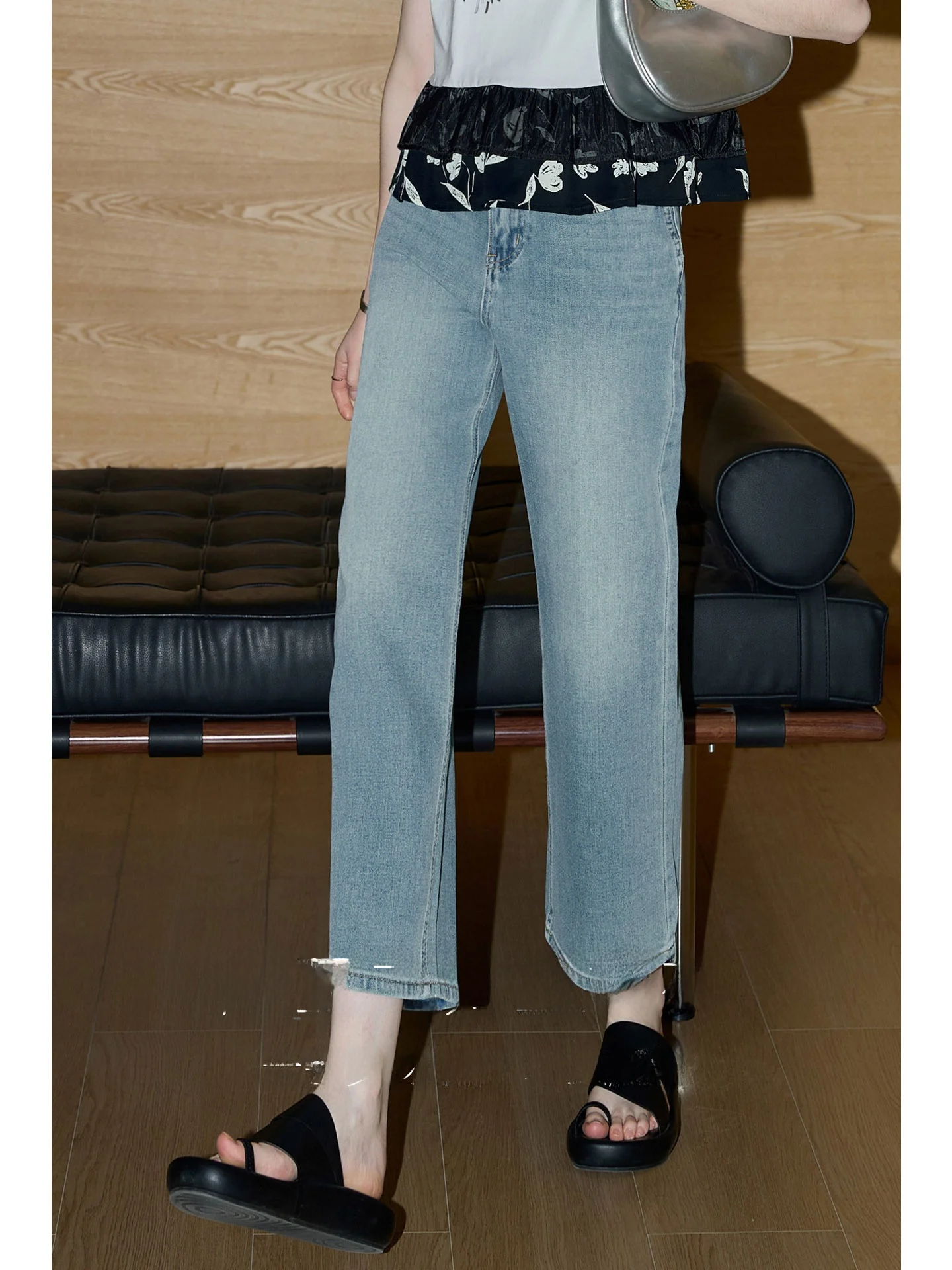 

Джинсы женские с высокой талией, синие, из денима, повседневные, прямого кроя, укороченные (длина 7/8), визуально удлиняющие, осенняя новинка