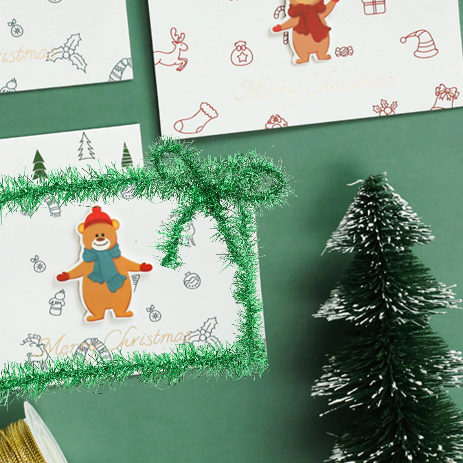 

2 Rolls Metal Tinsel Garland Xmas Tree Hanging Decor Snowflake Pattern Colorful Festival Hanging Ribbon Christmas Decoration