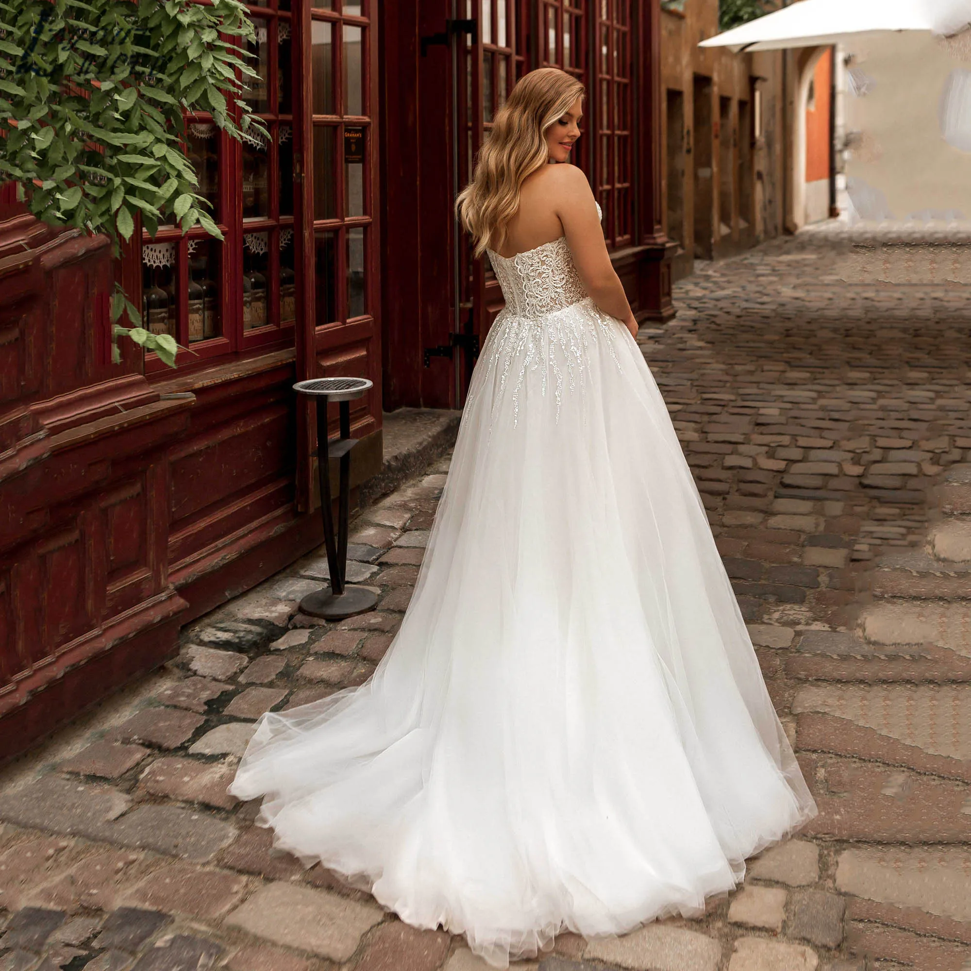 Large Size Bridal Dresses Women A-line Sweetheart Appliques vestidos de noiva Detachable Sleeves Tulle Wedding Gowns Customized
