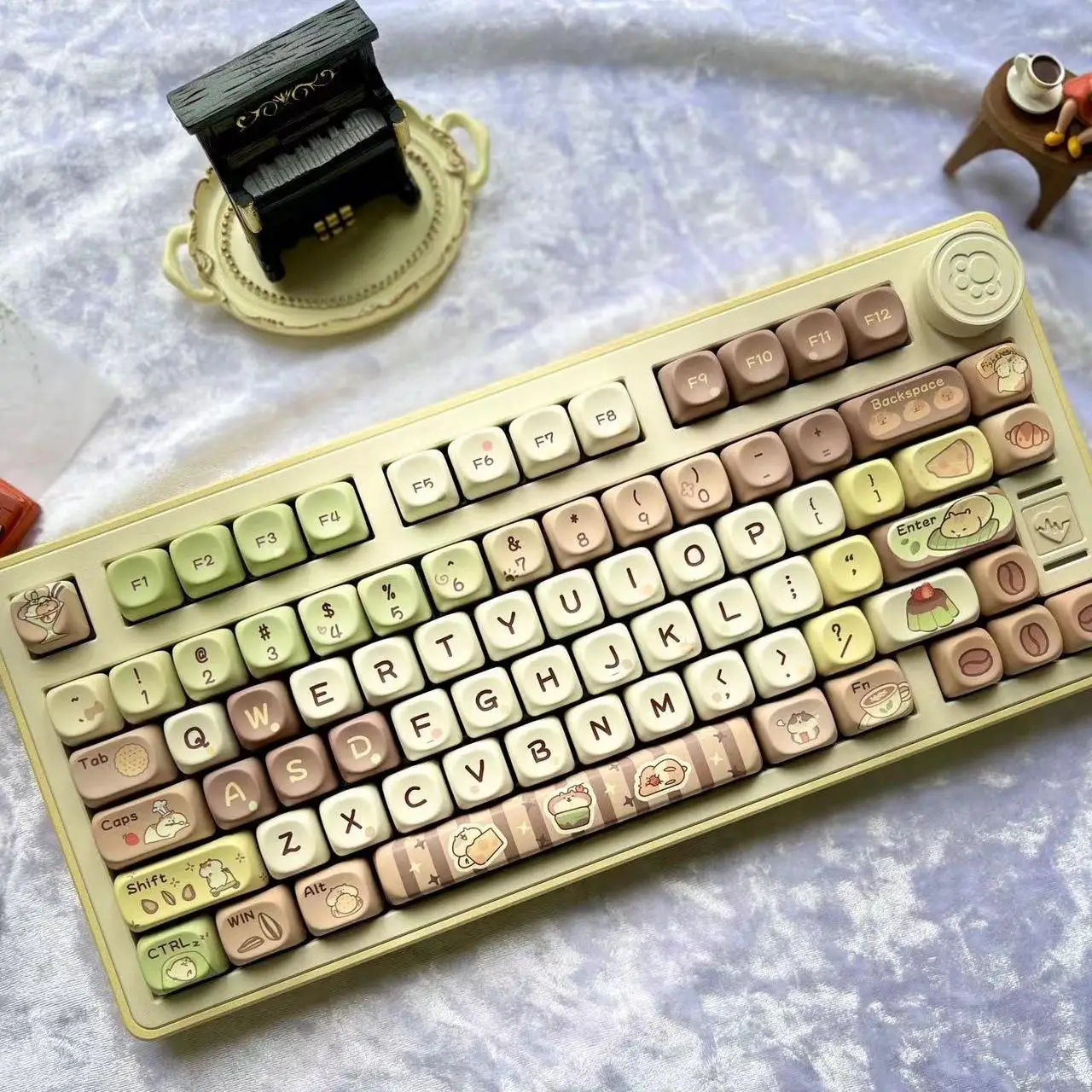 

Hamster's Tea Time Theme Keycaps 130-Key MOA Profile PBT Dye Sublimation Mechanical Keyboard Curry Color Cute Peripheral Keycaps