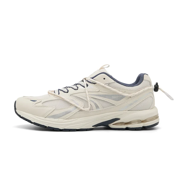 

Стильные мужские кроссовки для уличного бега: модный дизайн с износостойкой подошвой, идеально подходят для городских поездок и повседневной носки.