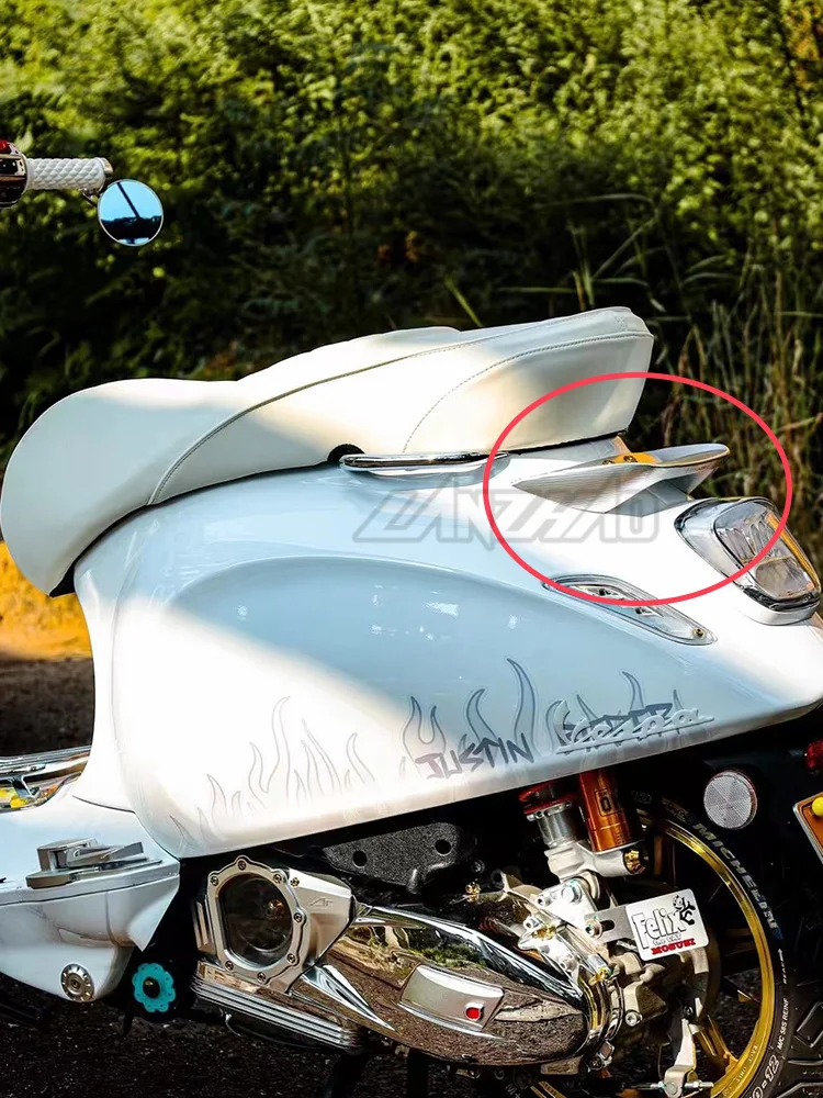 Motorcycle Ducktail Rear Grab Tail Holder Cover CNC Aluminum Faring Accessories Parts for Vespa Sprint Primavera 150 2013-2023