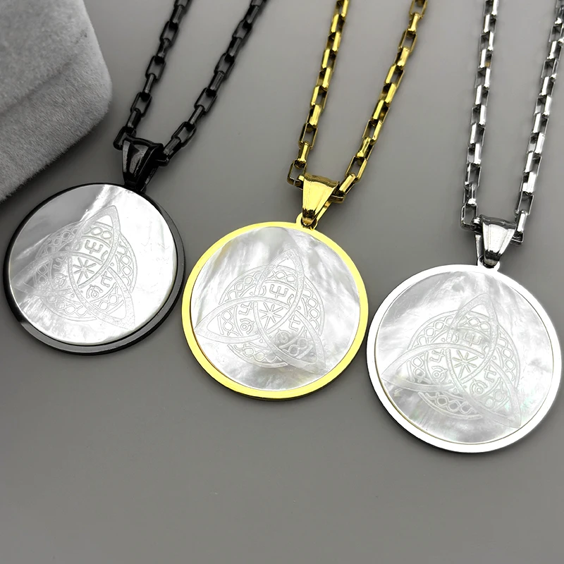 

Vintage Irish Celtic Trinity Knot Pendant Necklace for Women Men Stainless Steel Gold Color Witchcraft Amulet Shell Jewelry