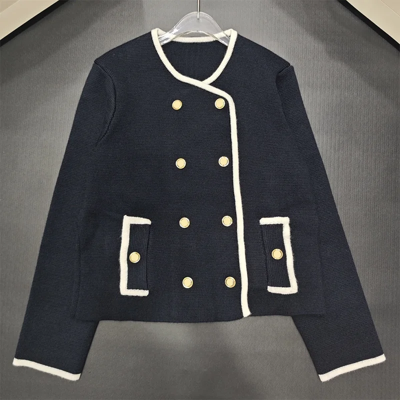 

Высококачественный женский кардиган из чистого вязания с разноцветными краями и двойными пуговицами. Модный и стильный, очень универсальный свитер 25101617.