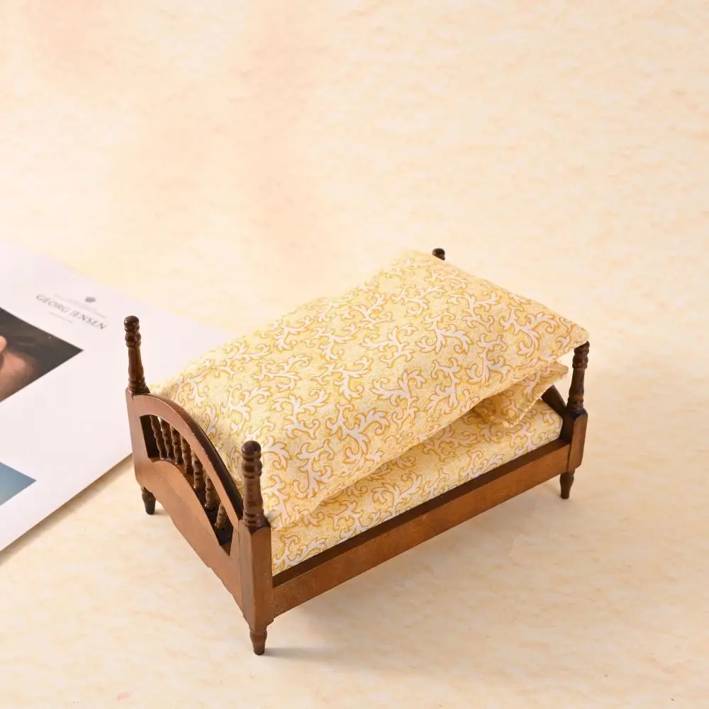 

1:12 Dollhouse Wood Bed Scene Decor Bedroom Miniature Wood Bed Floral Model Living Simulation Single Bed Doll Accessories