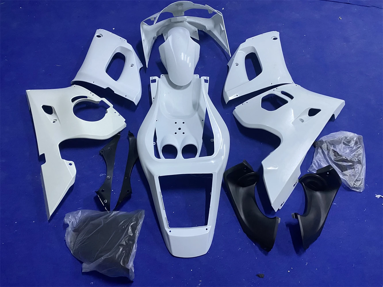 Motorcycle fairing suitable for Yamaha YZF-R6 98 99 00 01 02 YZF600 1998 1999 2000 2001 2002 Fairing not painted not sprayed