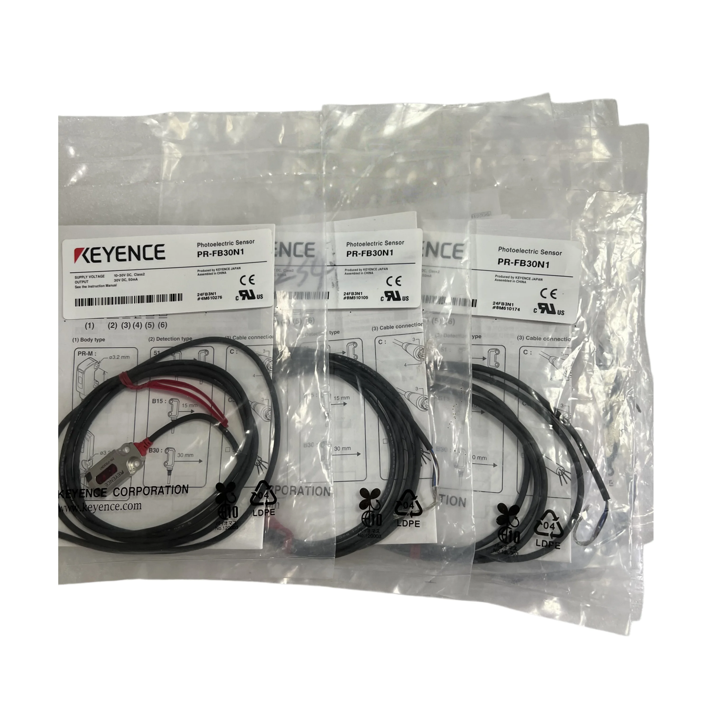 KEYENCE PR-FB30N1 Photoelectric Sensor Mini Ultra-Thin Reflective Type With Background Suppression Cable Type
