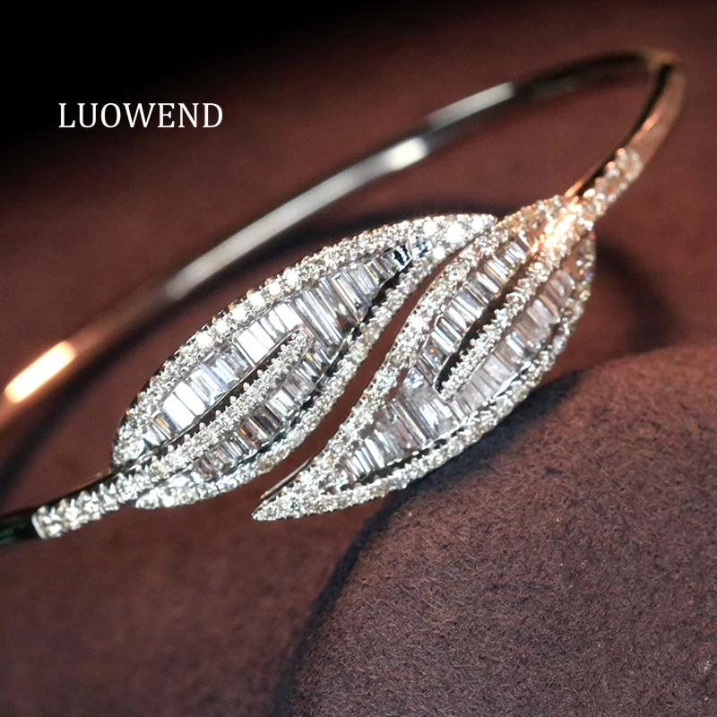 

LUOWEND 100% 18K White Gold Bangle Fashion Design 1.75carat Real Natural Diamond Bangle for Women Wedding High Party Jewelry