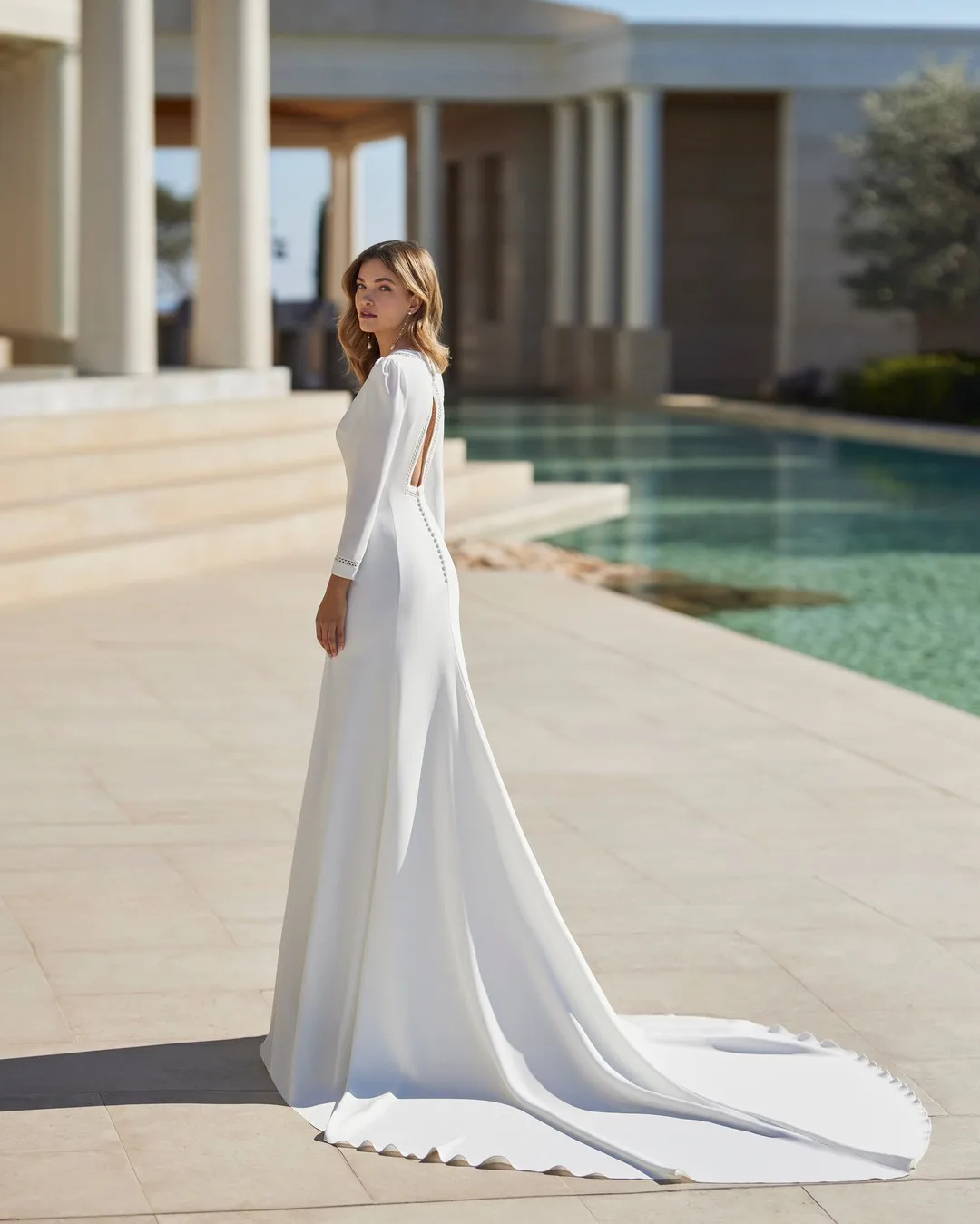 Customized Lace and Satin Patchwork Wedding Dress Back Out Mermaid Bridal Gown V Neck Long Sleeve Satin vestidos de novia