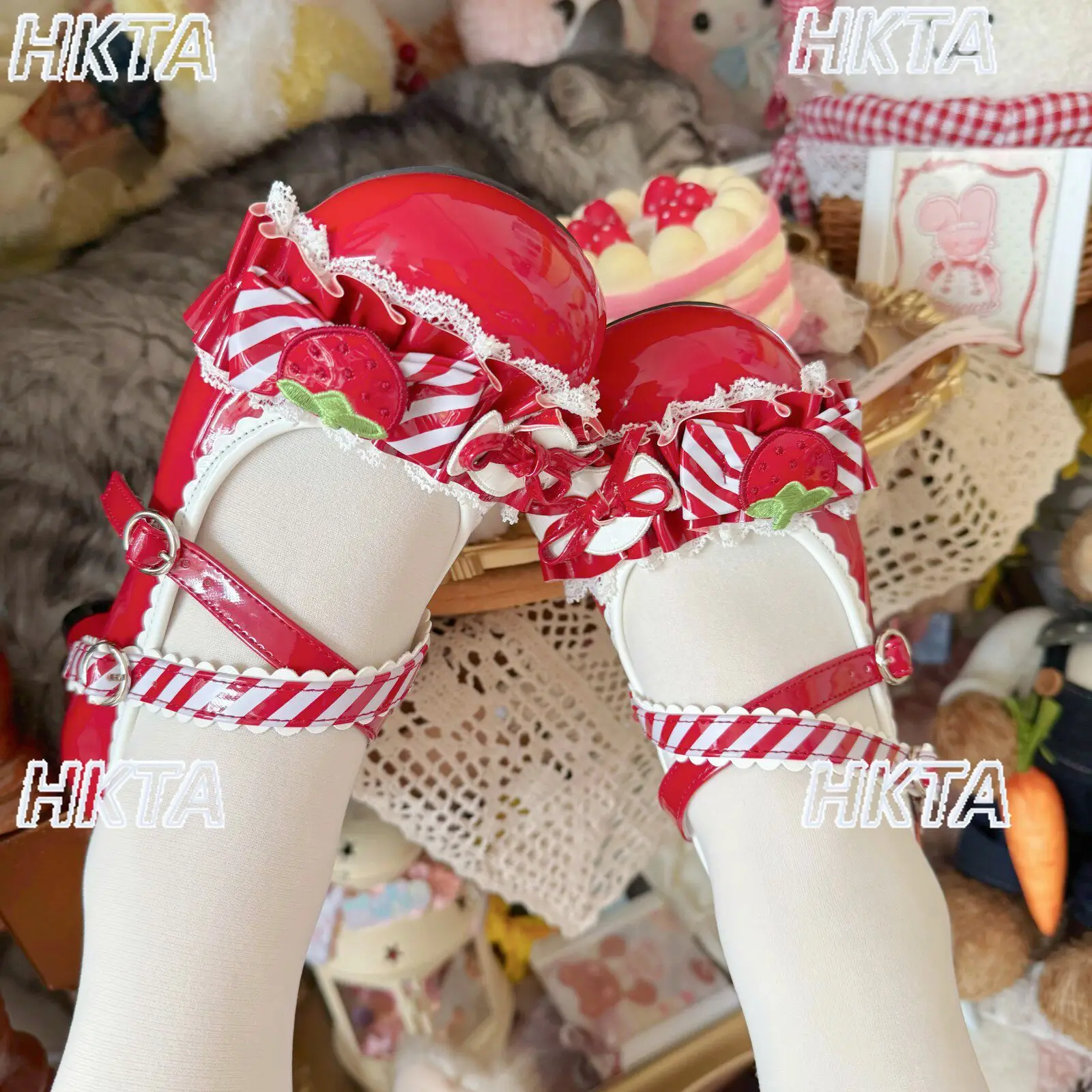 Japanese Strawberry Lolita Cute Lace Bow Sweet Shoes Summer New Flower Heel Round Head Tower Buckle Mid Heel Pumps Shoes Women