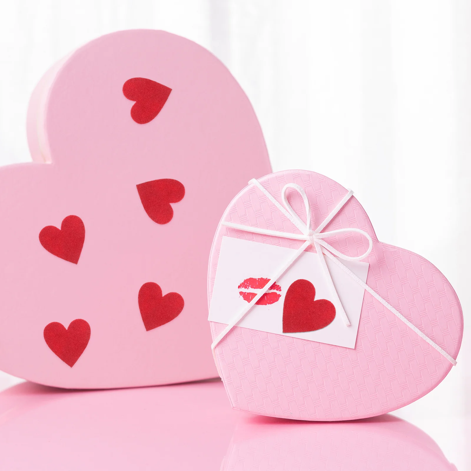 

200Pcs Red Felt Hearts Small Heart Shapes DIY Crafts Cake Toppers Valentines Day Wedding Home Decor Accessories