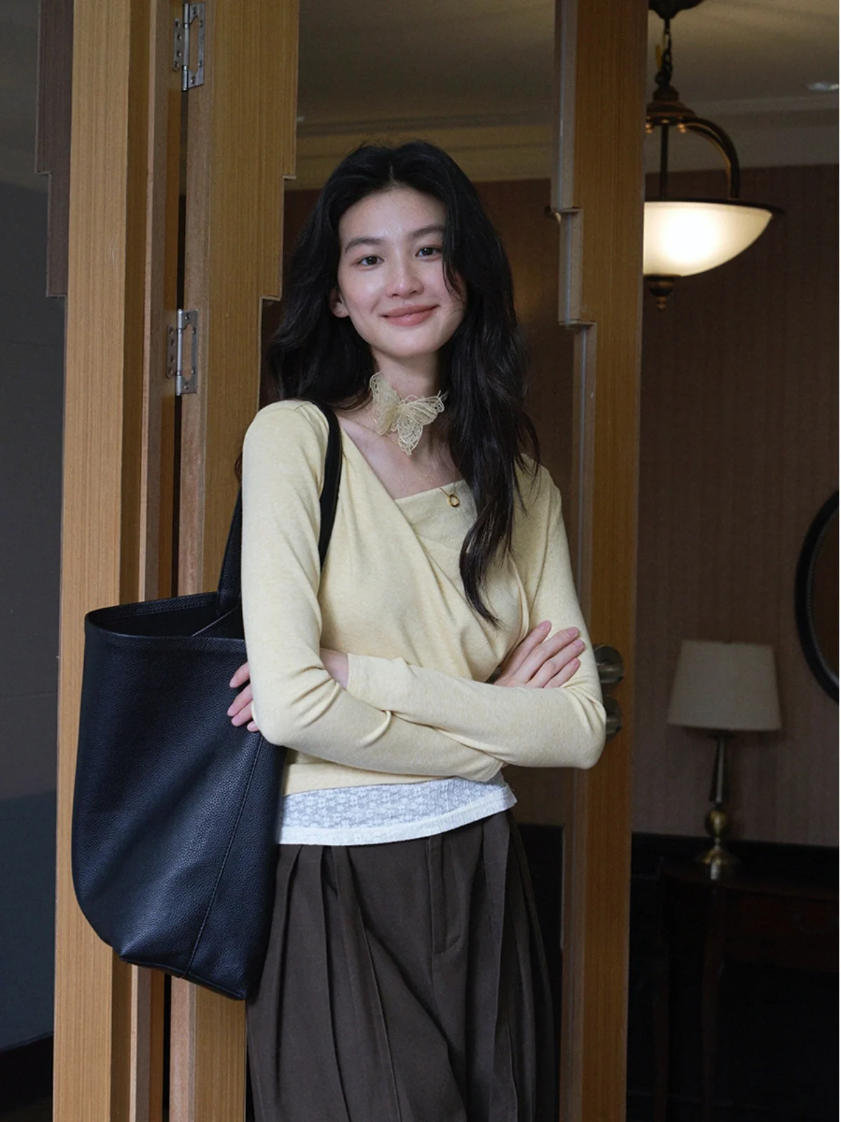 

Женский вязаный свитер Ele с кружевными вставками, приталенный, из смесового хлопка, с длинными рукавами, V-образным вырезом, модный, для повседневной носки