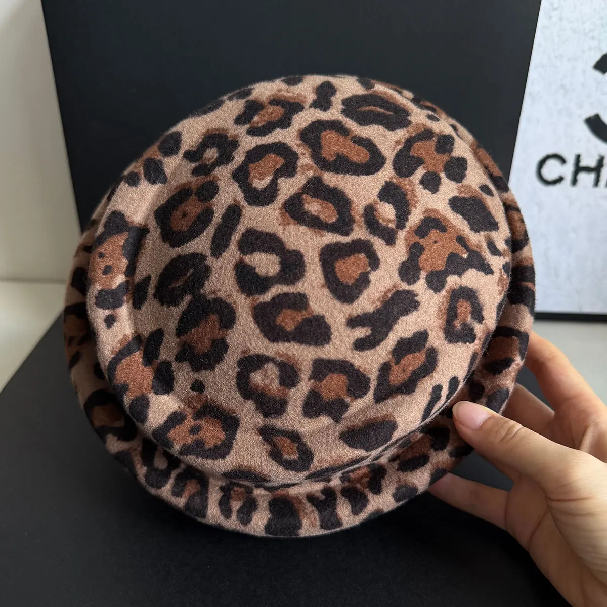 New Australian 100% Wool Vintage Fashion Fedora Hat For Women Ladies French Elegant Berets Designer Leopard Print Beret Hat